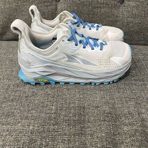 Altra Women's White & Light Blue Olympus Trail Running Shoes